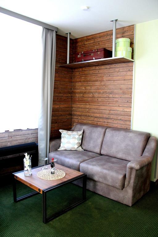 Spielzeughotel Sonneberg Habitación foto